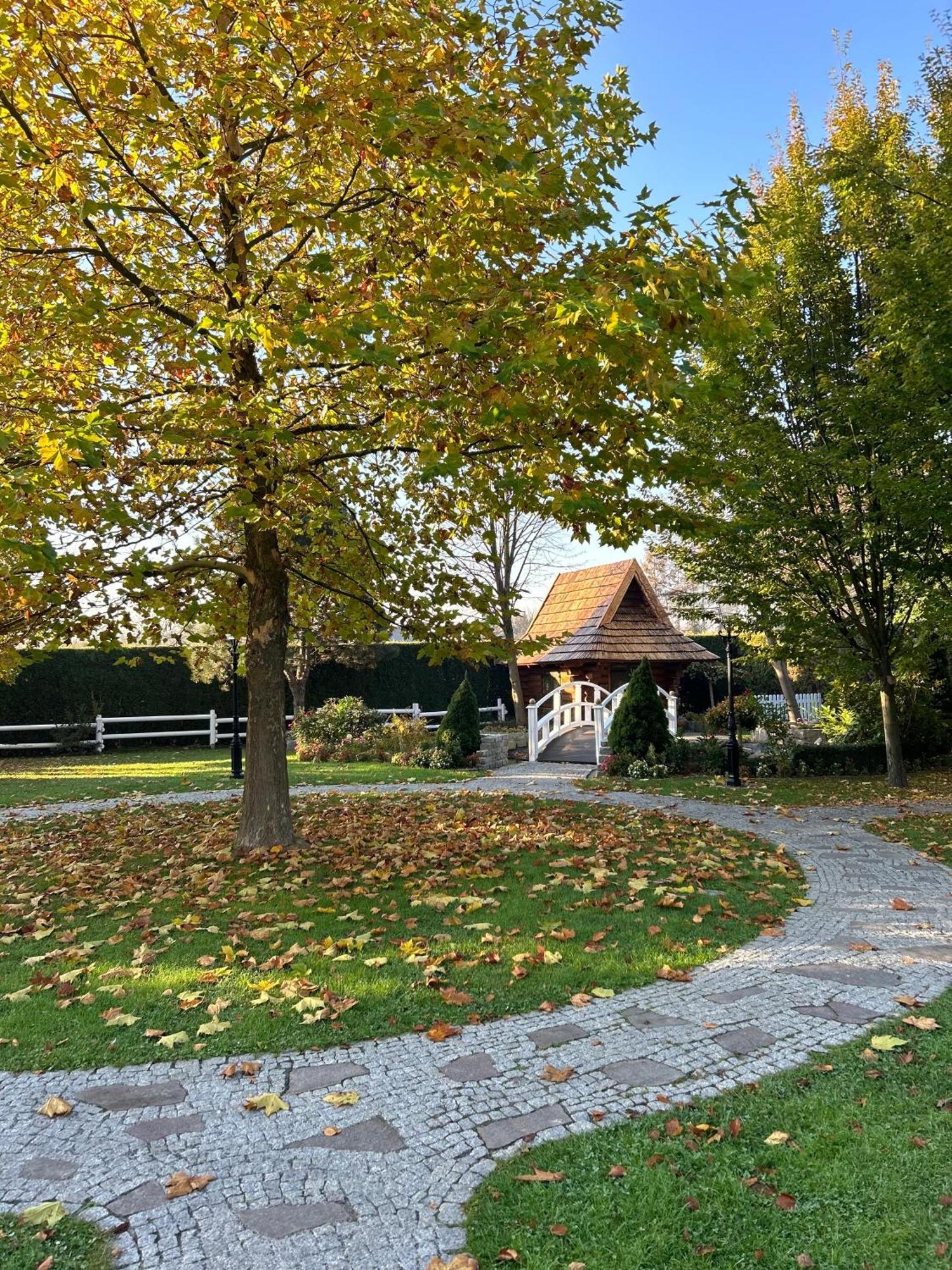 Hotel Nad Raba - Bochnia Extérieur photo