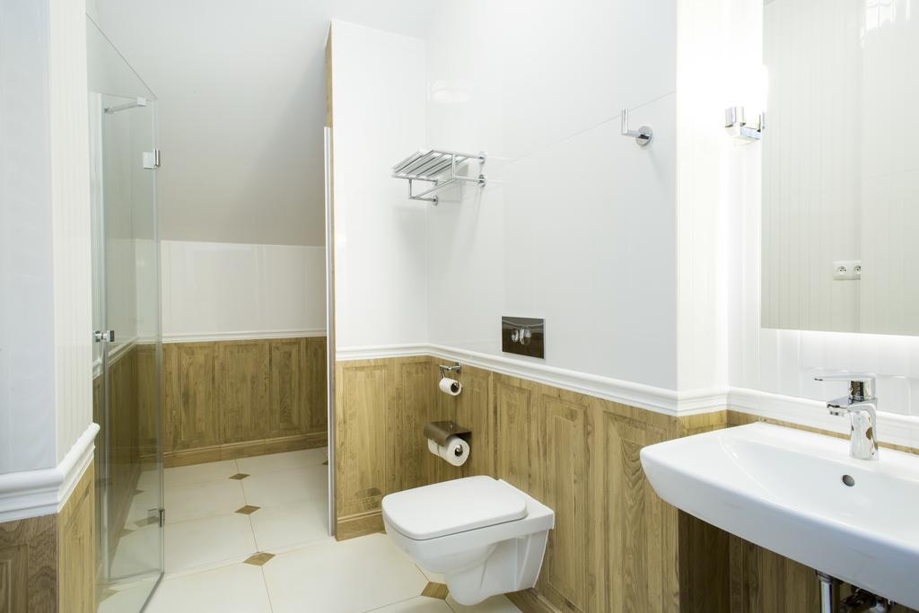 Hotel Nad Raba - Bochnia Extérieur photo