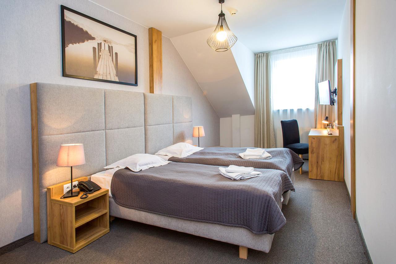 Hotel Nad Raba - Bochnia Extérieur photo